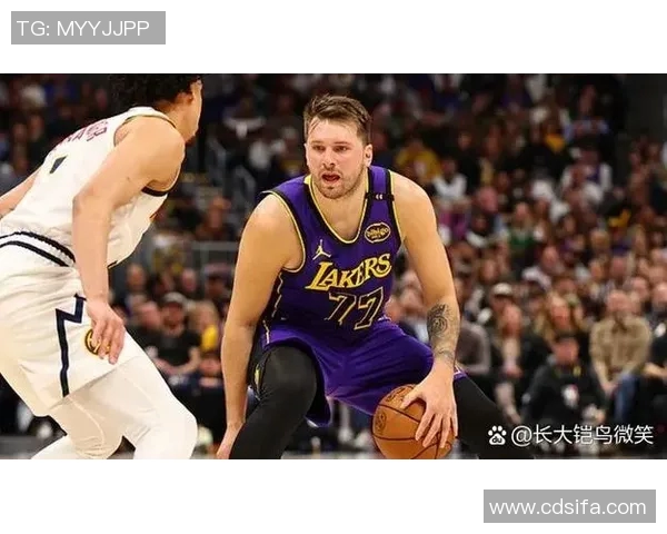 湖人队败因分析：东契奇失误频发，雷迪克防守漏洞成致命伤